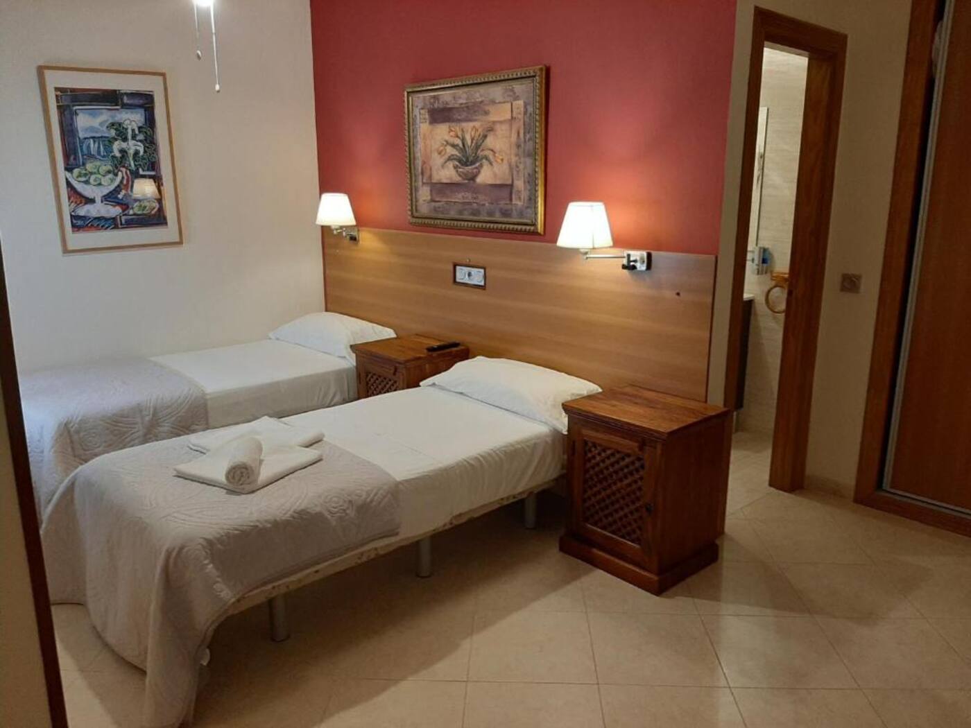 Twin room with private bathroom at Sotel Valle Guadiaro